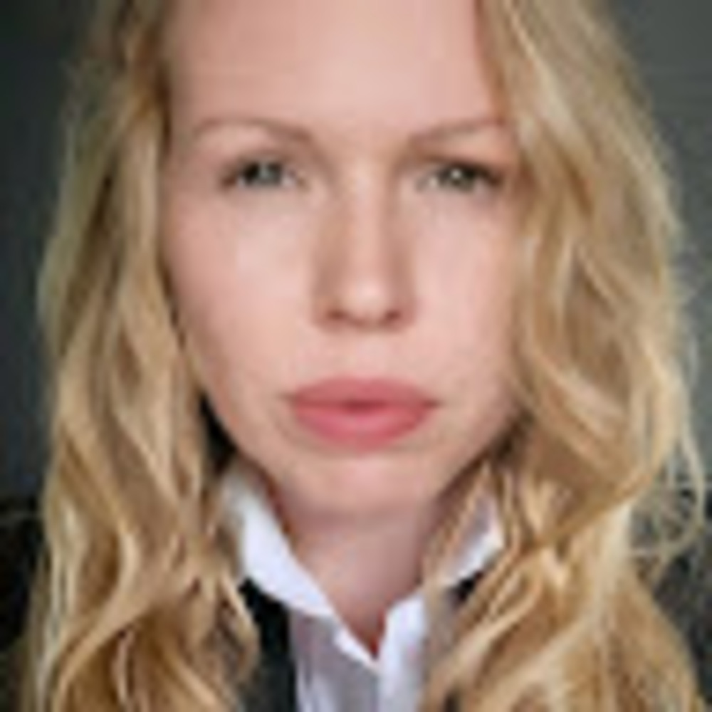 Meet your Posher, Elise